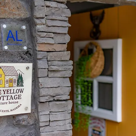 The Yellow Nature House Madeira Island Chalet