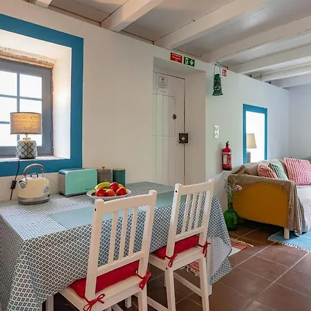 The Yellow Nature House Madeira Island Chalet