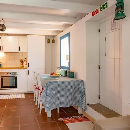 The Yellow Nature House Madeira Island São Vicente