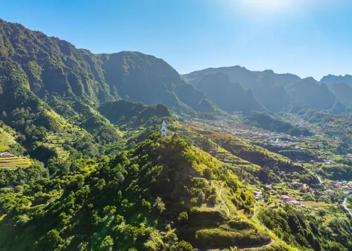 The Yellow Nature House Madeira Island Domek alpejski São Vicente