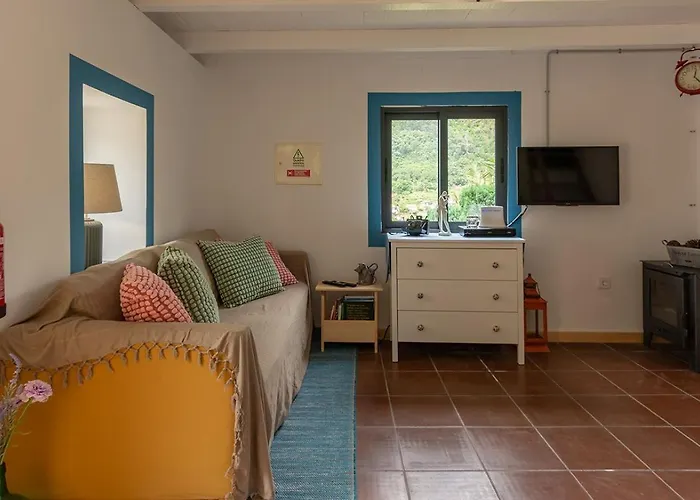 Domek alpejski The Yellow Nature House Madeira Island *