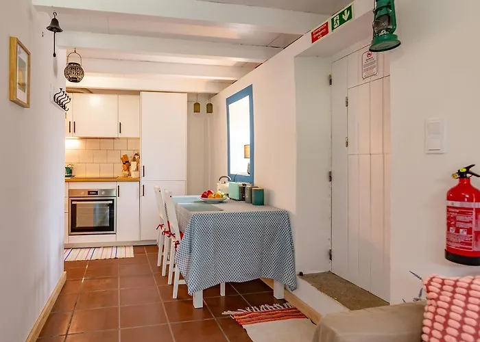 The Yellow Nature House Madeira Island São Vicente