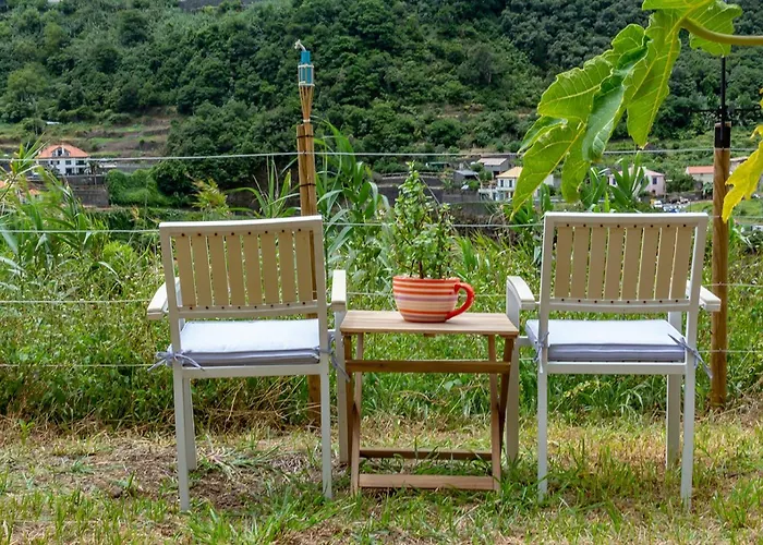 The Yellow Nature House Madeira Island